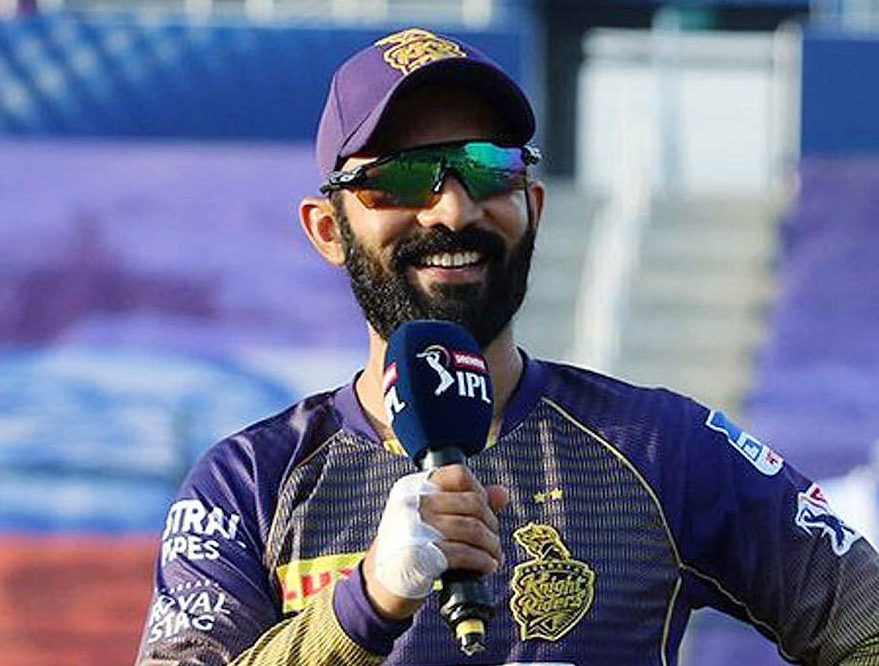 IPL 2021: Dinesh Karthik reprimanded for breach of IPL Code of Conduct